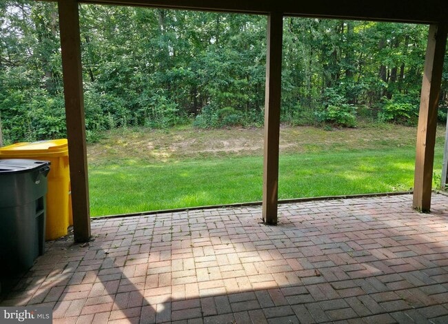 Building Photo - 705 Pine Drift Dr
