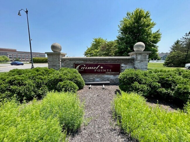 Building Photo - COMING SOON!!  Stylish 2 Bedroom, 2 Bath C...