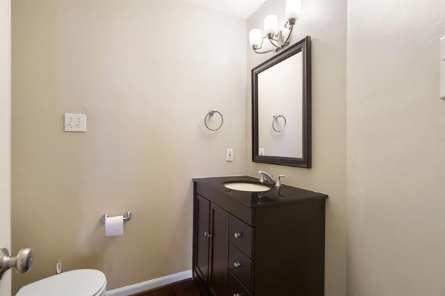 Building Photo - 2213 Heatherton Pl