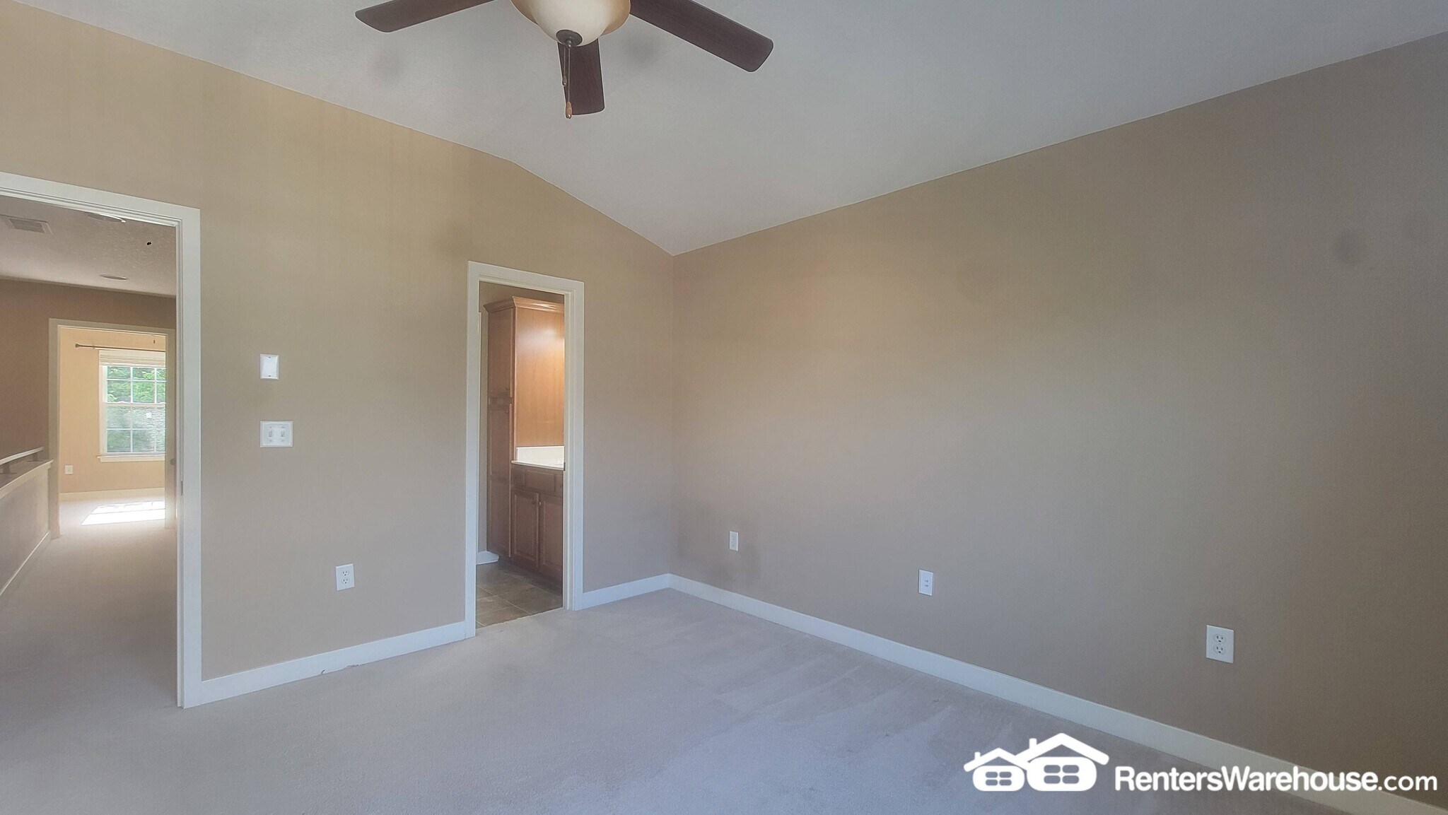 Building Photo - 3863 S Thompson St