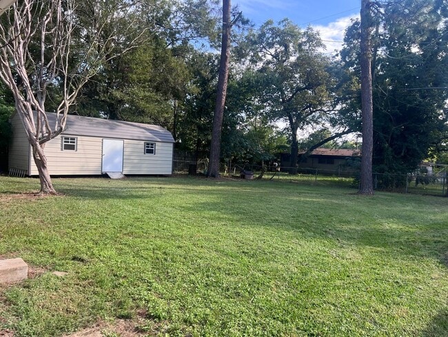 Building Photo - Rental Property