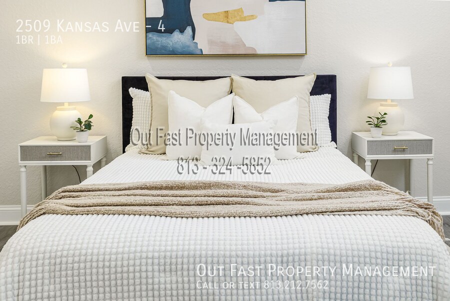 Building Photo - 2509 W Kansas Ave