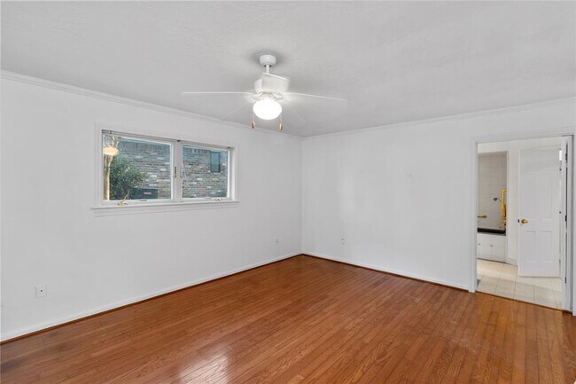 Building Photo - 470 Old Hickory Dr