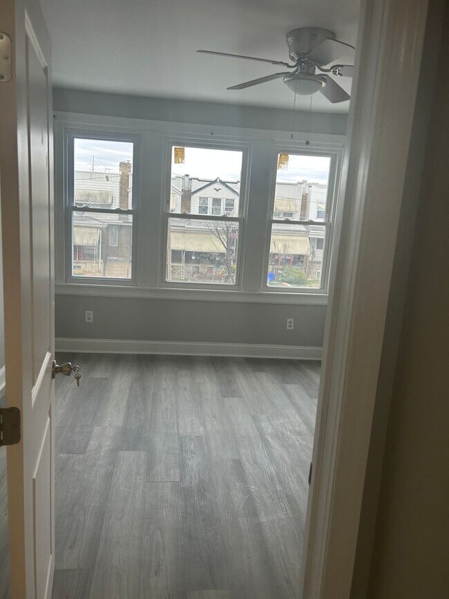 Building Photo - Beautiful  3Br 2Bat house for rent