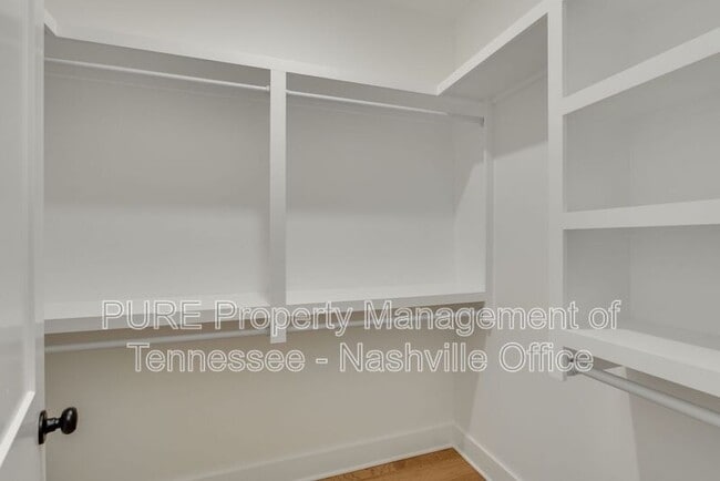 Building Photo - 606 Annex Ave