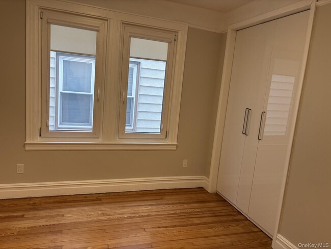Building Photo - 59-37 57th Dr