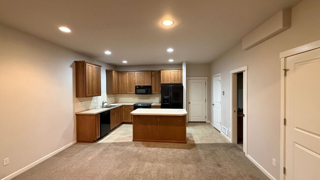 Building Photo - 6446 N Descartes Dr