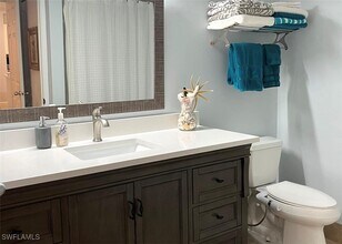 Building Photo - 1865 Florida Club Dr