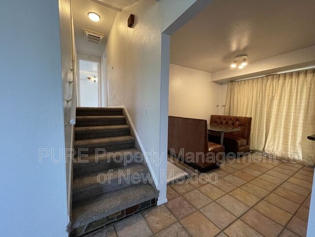 Building Photo - 3109 Greenbriar Ave