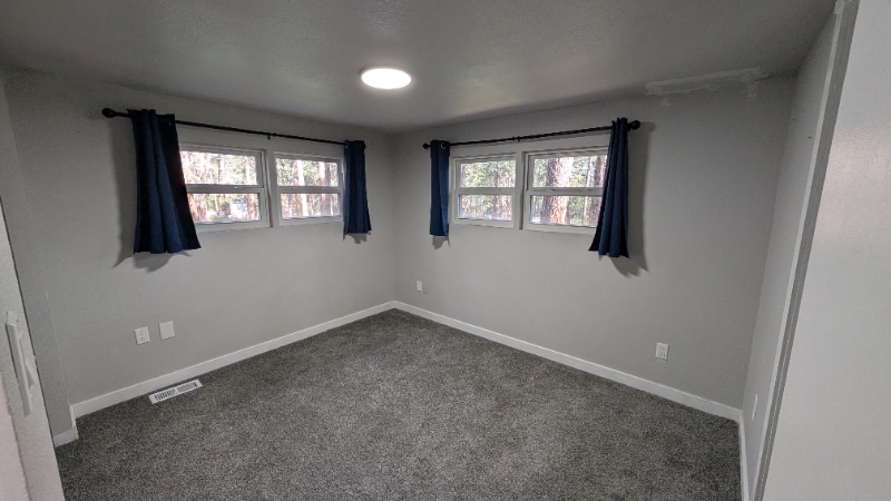 Building Photo - 6530 Burrows Rd