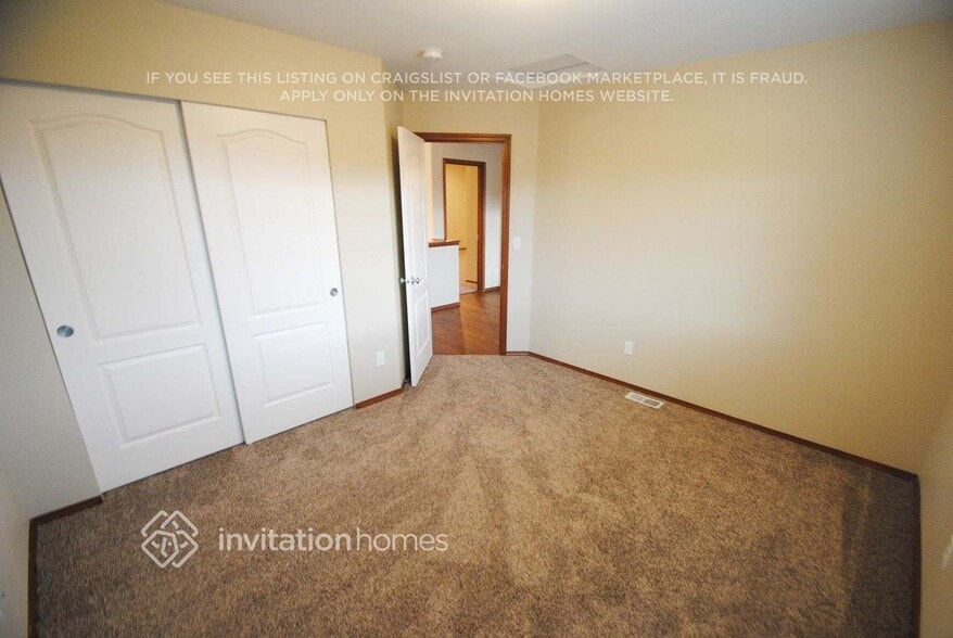 Building Photo - 10019 3rd St NE