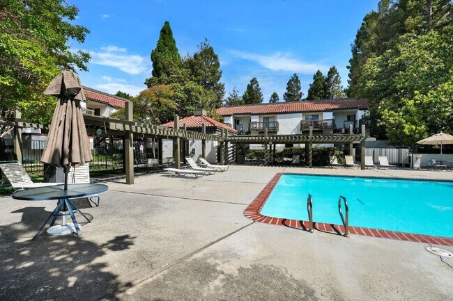 Building Photo - 614 San Conrado Terrace