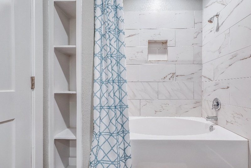 Building Photo - 144 W 5th St