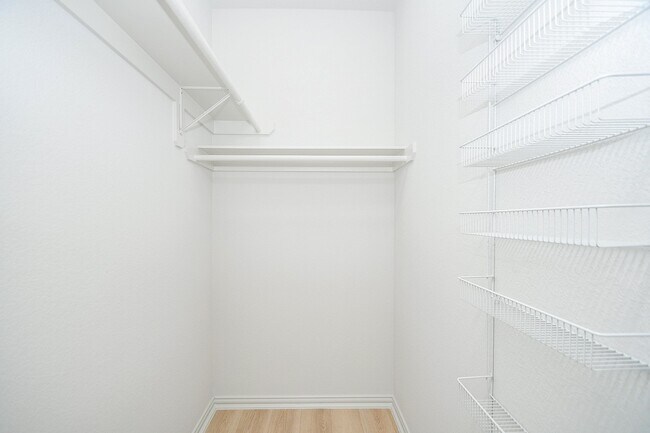 Building Photo - 9400 Bellaire Blvd