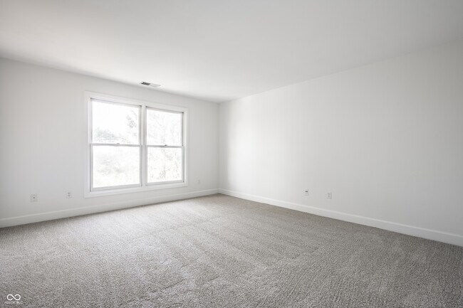 Building Photo - 8651 Jaffa Ct Dr E