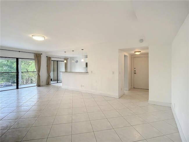 Building Photo - 6342 Longboat Ln W