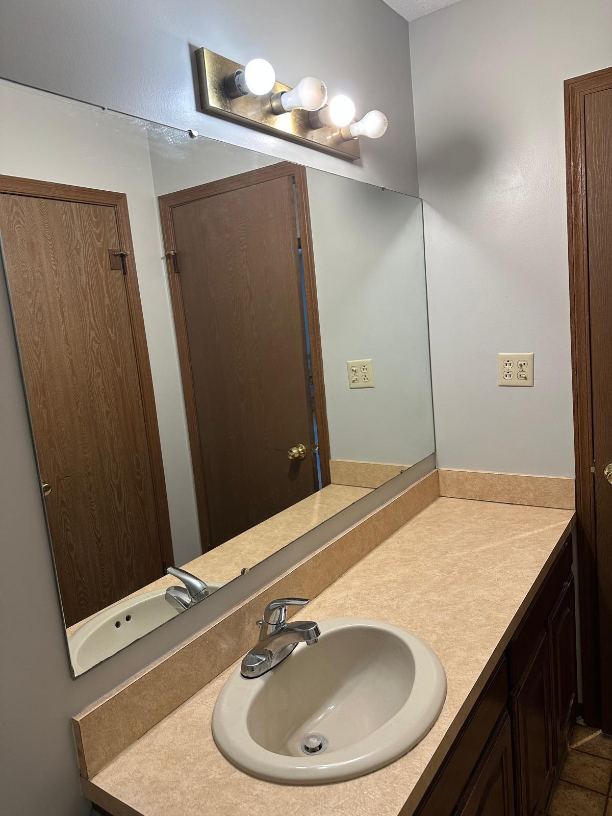 Building Photo - 2504 Haviland Ct