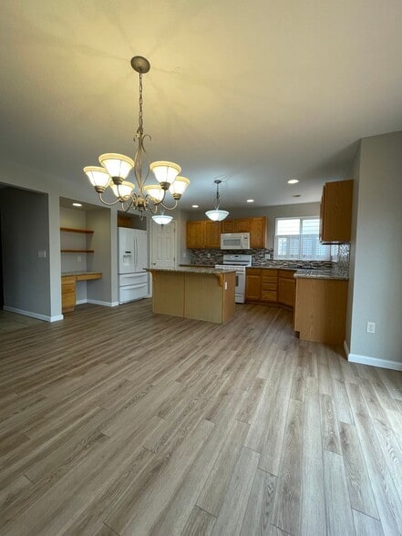 Building Photo - 11942 Eudora Dr