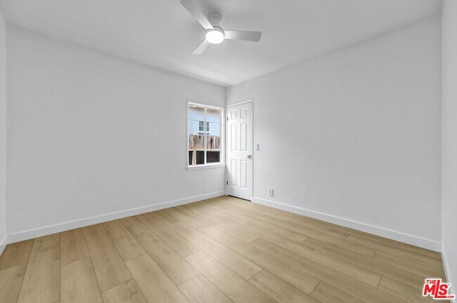 Building Photo - 6254 Ben Ave
