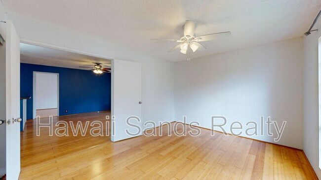 Building Photo - 46-1065-1065 Emepela Wy
