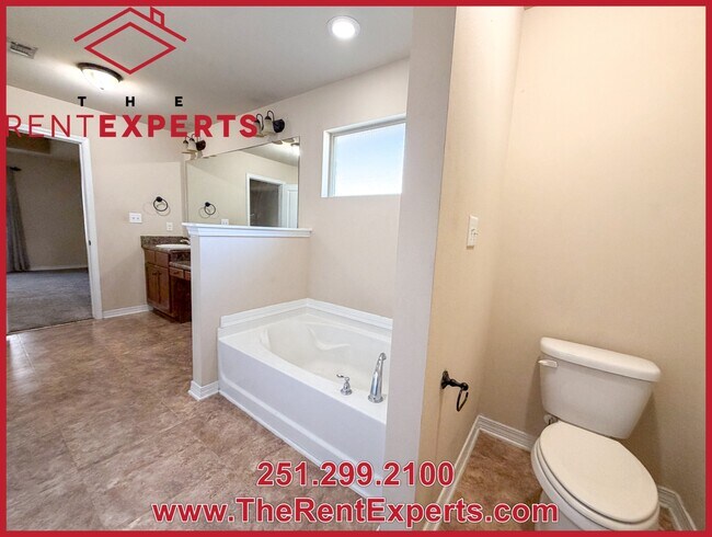 Building Photo - 9638 Estate Dr