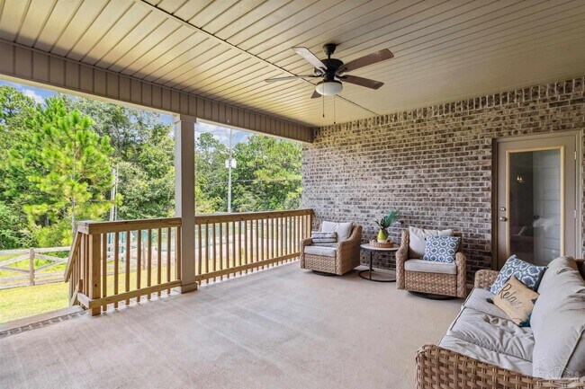 Building Photo - 400 Broadleaf Cir
