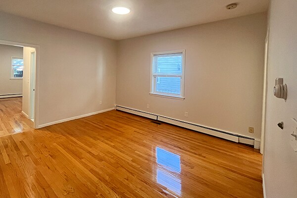 Building Photo - 141 Brown St
