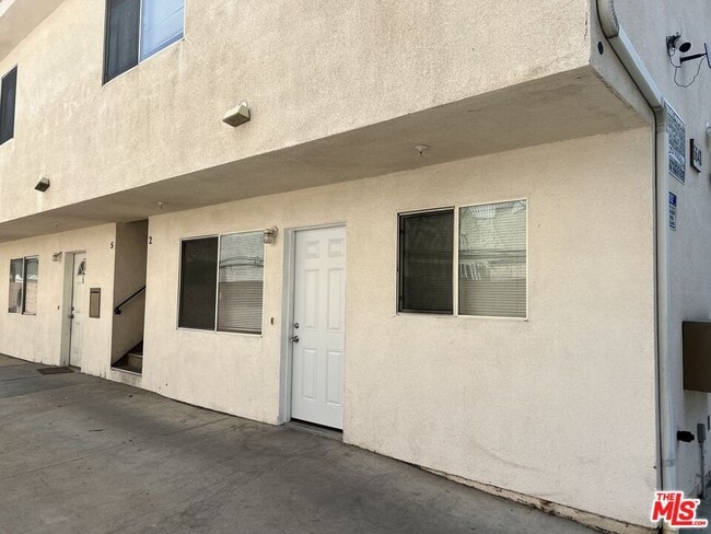 Building Photo - 6640 Irvine Ave