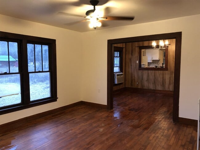 Building Photo - 3725 Edison Ave