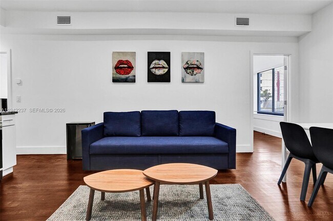 Building Photo - 1656 Polk St