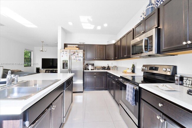 Building Photo - 25079 SW 114th Ct