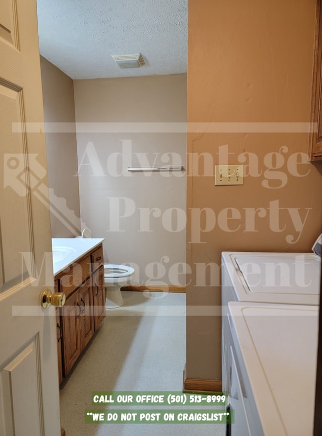 Building Photo - 107 B S Baridon St