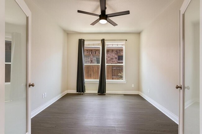 Building Photo - 3908 Crispin Hall Ln