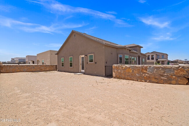 Building Photo - 1060 Summer Rain St