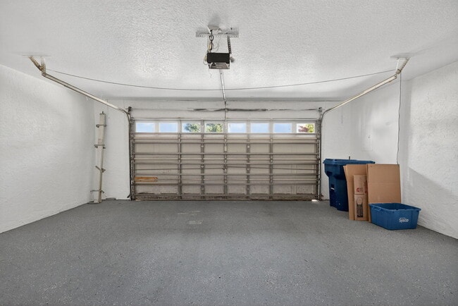 Building Photo - 7004 Galleon Cove Cir