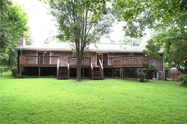 Building Photo - 6725 Ridge Moore Dr NW