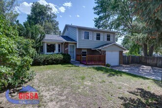 Building Photo - Beautiful home with 3 bedrooms, 2 bathroom...