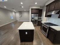 Building Photo - 8553 Waveside Wy