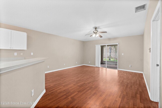 Building Photo - 2467 Deercroft Dr