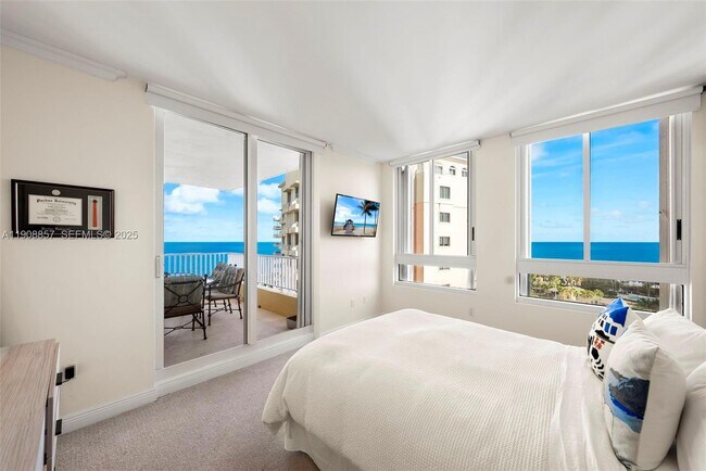 Building Photo - 781 Crandon Blvd