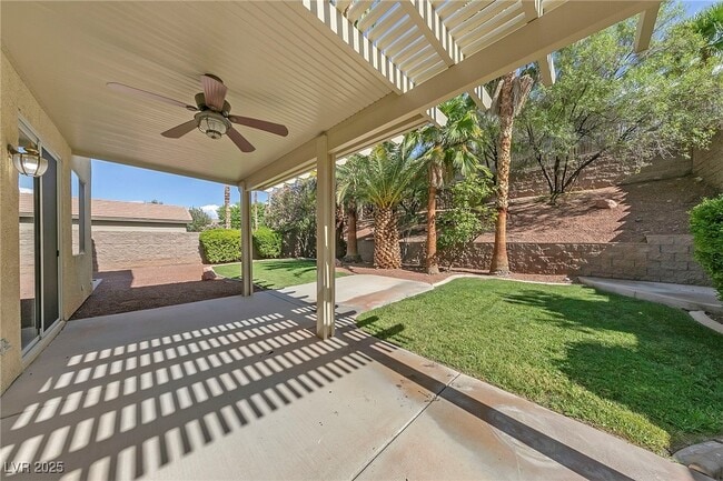 Building Photo - 2385 Stansbury Ct