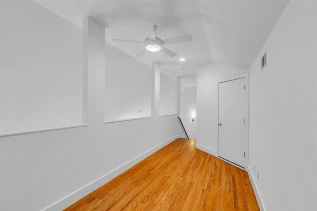 Building Photo - 4509B Eigel St