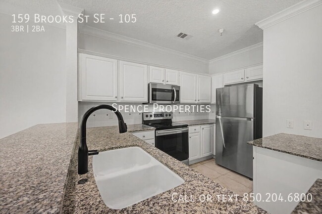 Building Photo - 159 Brooks St SE