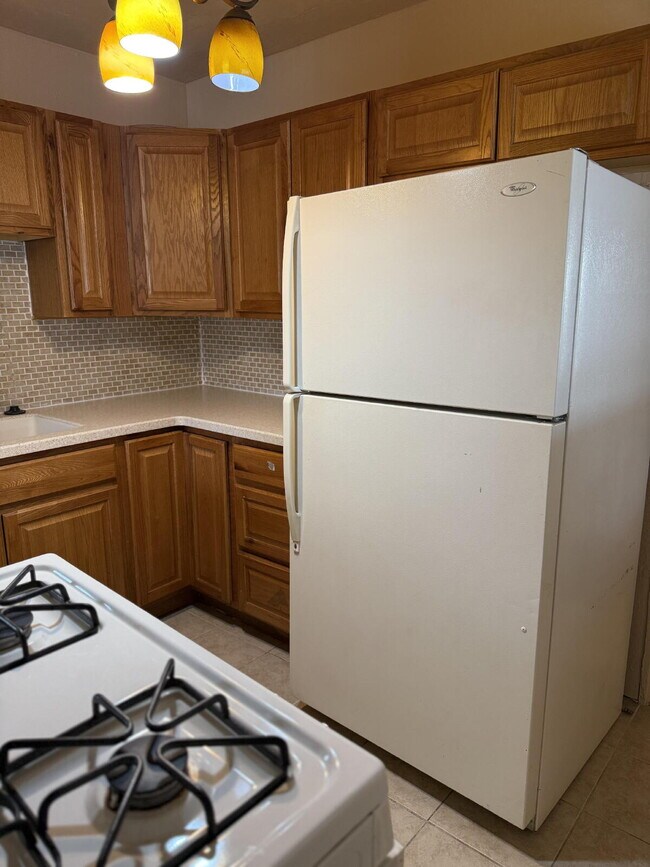 Building Photo - Charming 3 bed/2 bath house in the Heart o...