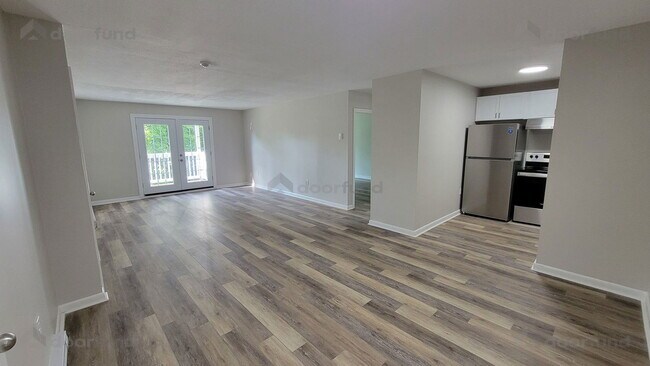 Primary Photo - 208 Columbus St