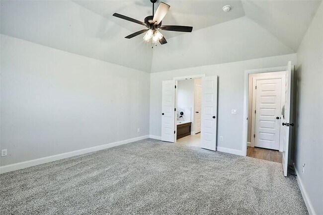 Building Photo - 9301 SW 44th Terrace