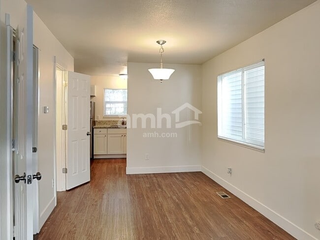 Building Photo - 16961 SW Cashew Way