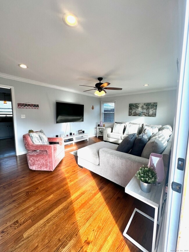 Building Photo - 20 Glenfield Ave