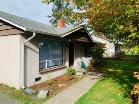 Building Photo - 859 Pierce Ave NE