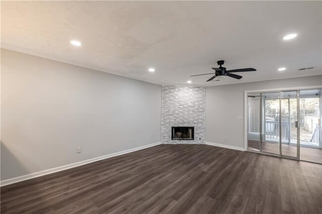 Building Photo - 3517 Kennesaw Station Dr